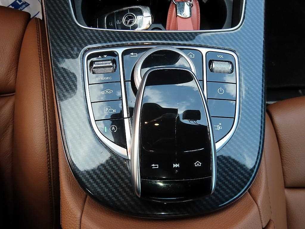 벤츠 E 클래스 E-클래스 W213 E220d 쿠페 이미지 13