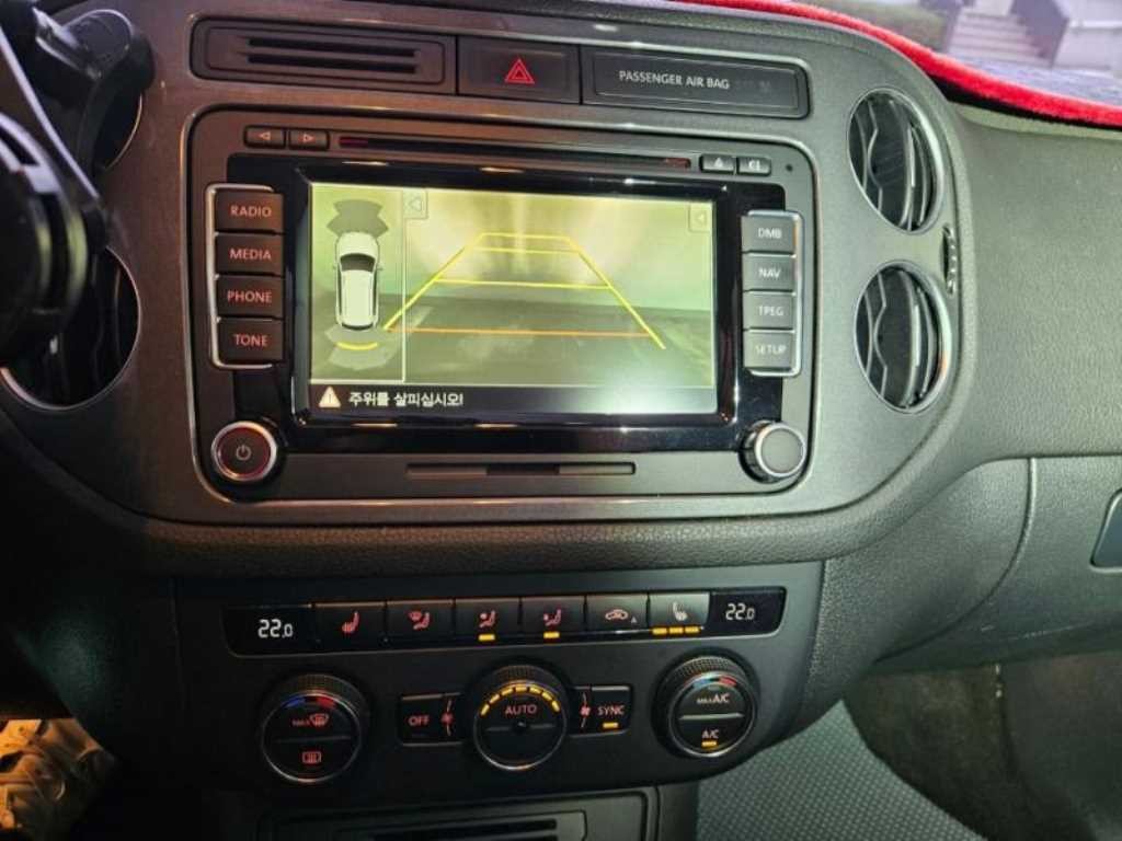 폭스바겐 티구안 뉴티구안 2.0 TDI 프리미엄 이미지 8