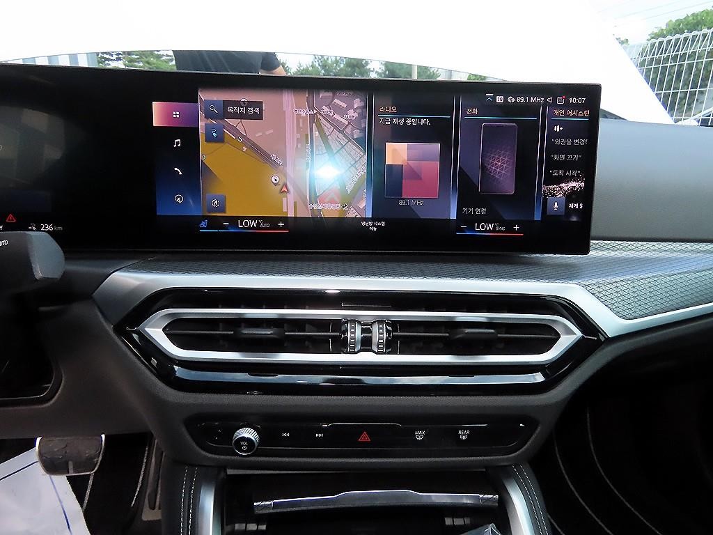 BMW i4 eDrive 40 M 스포츠 프로 이미지 15