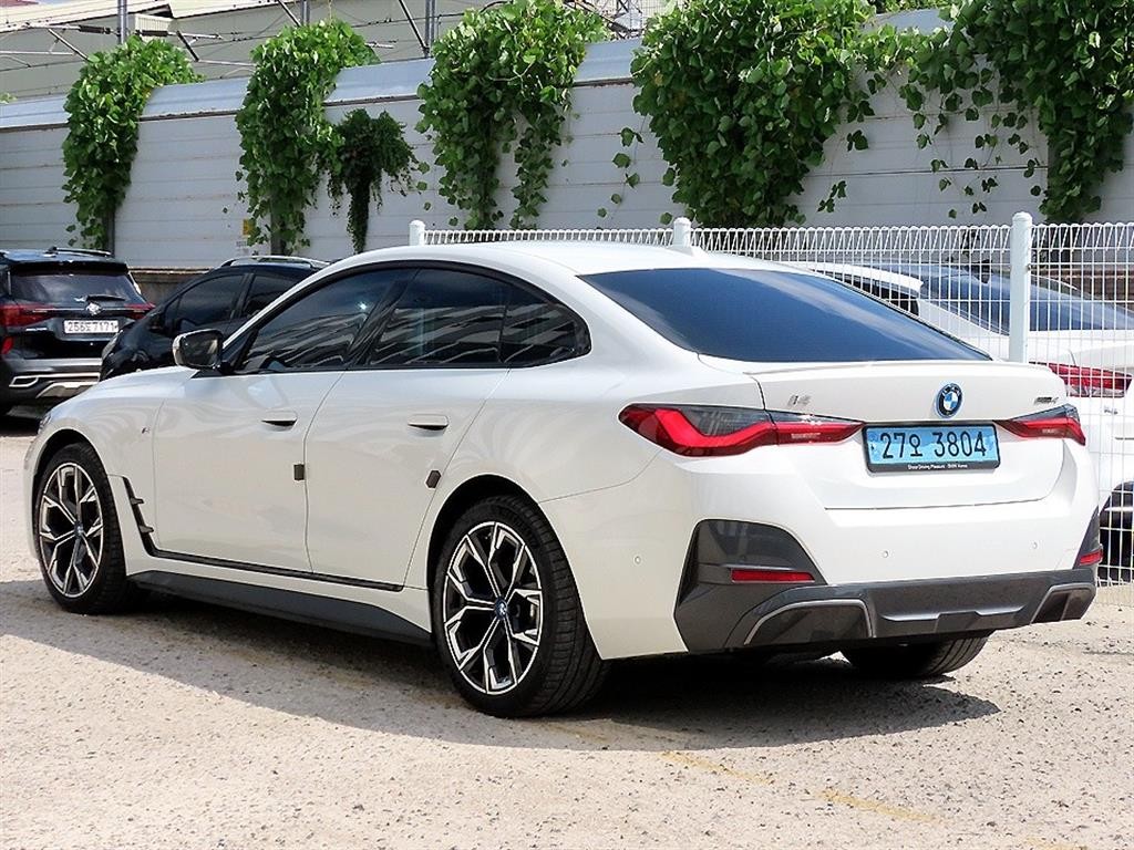 BMW i4 eDrive 40 M 스포츠 프로 이미지 3