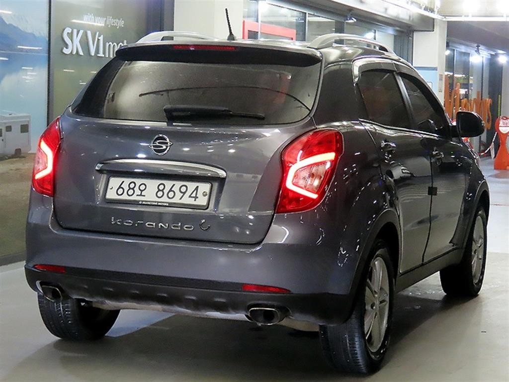 KG모빌리티(쌍용) 코란도 뉴코란도C 2WD 2.0 RX 고급형 이미지 4