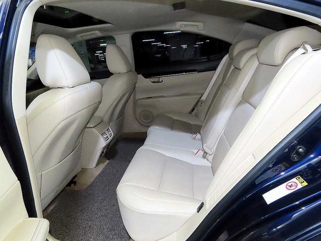 렉서스 ES 뉴ES300h 프리미엄 이미지 7