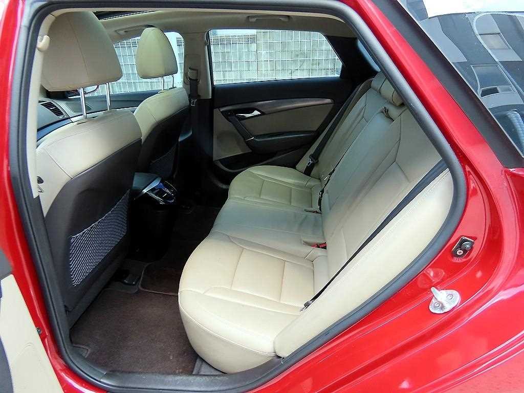 현대 i40 2.0 GDI PREMIUM 이미지 6