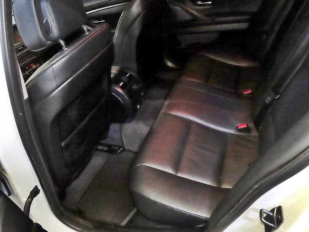 BMW 5시리즈 5시리즈 (F10) 520d 이미지 7