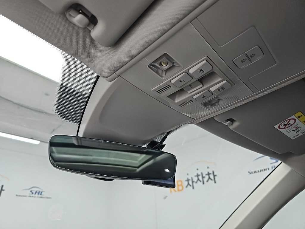 폭스바겐 티구안 티구안(2세대) 2.0 TDI 프레스티지 이미지 16