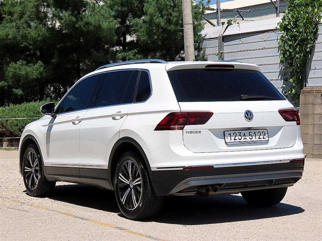 폭스바겐 티구안 티구안(2세대) 2.0 TDI 프레스티지 이미지 3