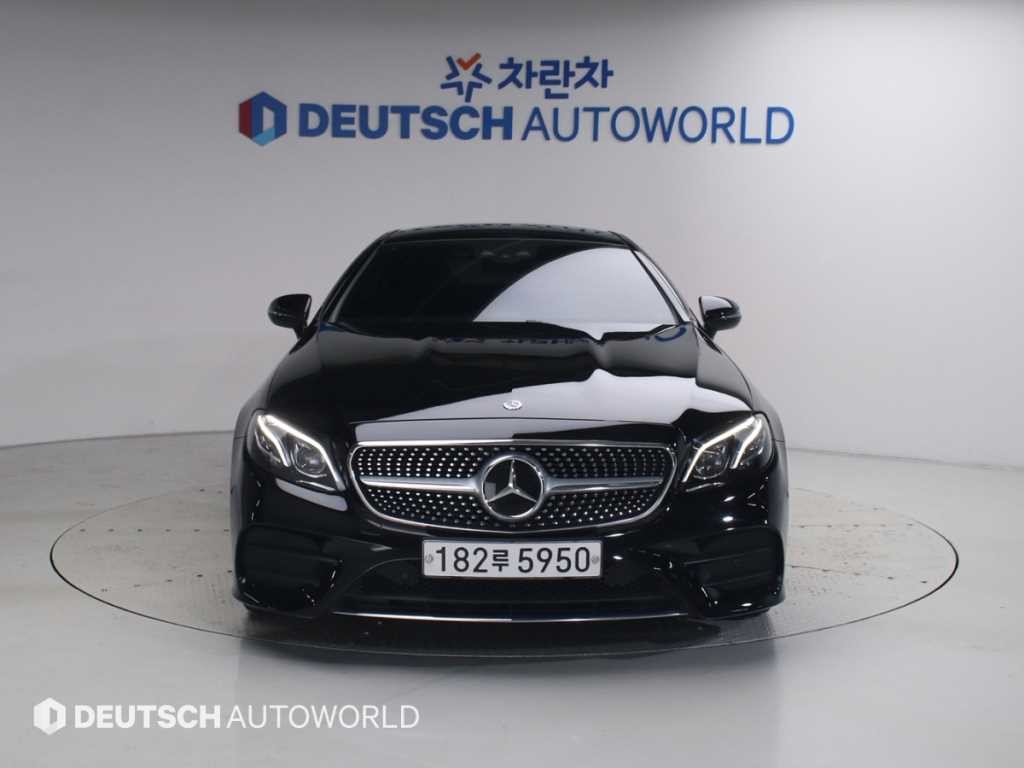 벤츠 E 클래스 E-클래스 W213 E220d 쿠페 이미지 3