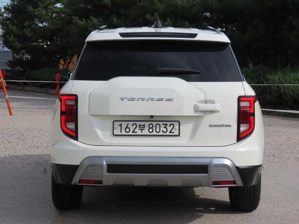 KG모빌리티(쌍용) 토레스 1.5 GDI-T 2WD T5 이미지 4