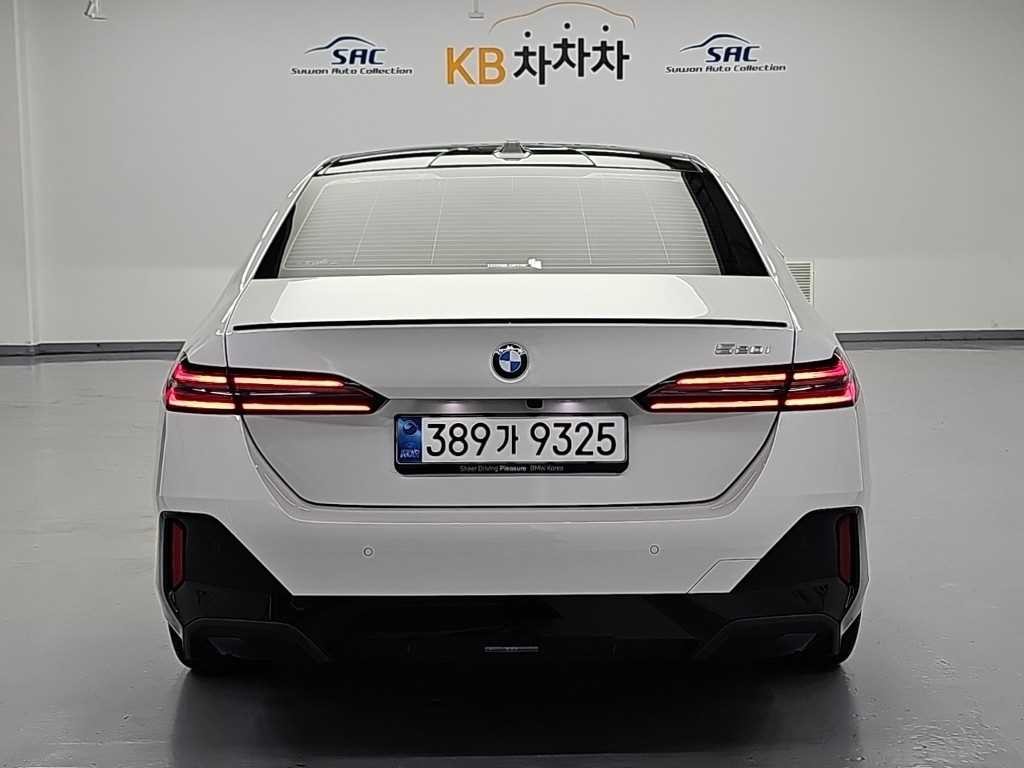 BMW 5시리즈 5시리즈 (G60) 520i 스페셜 에디션 이미지 3