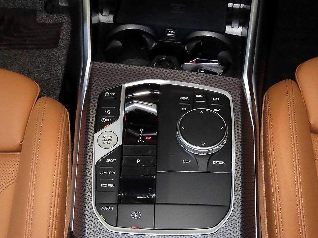 BMW 3시리즈 3시리즈 (G20) 320i M 스포츠 이미지 12