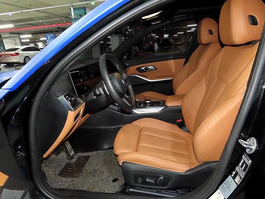 BMW 3시리즈 3시리즈 (G20) 320i M 스포츠 이미지 6