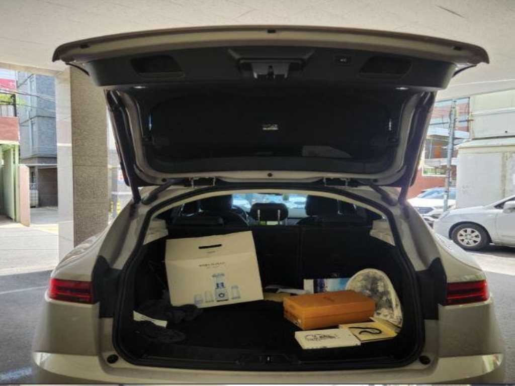 재규어 E-PACE P250 S 이미지 4