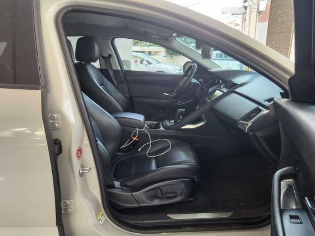 재규어 E-PACE P250 S 이미지 5