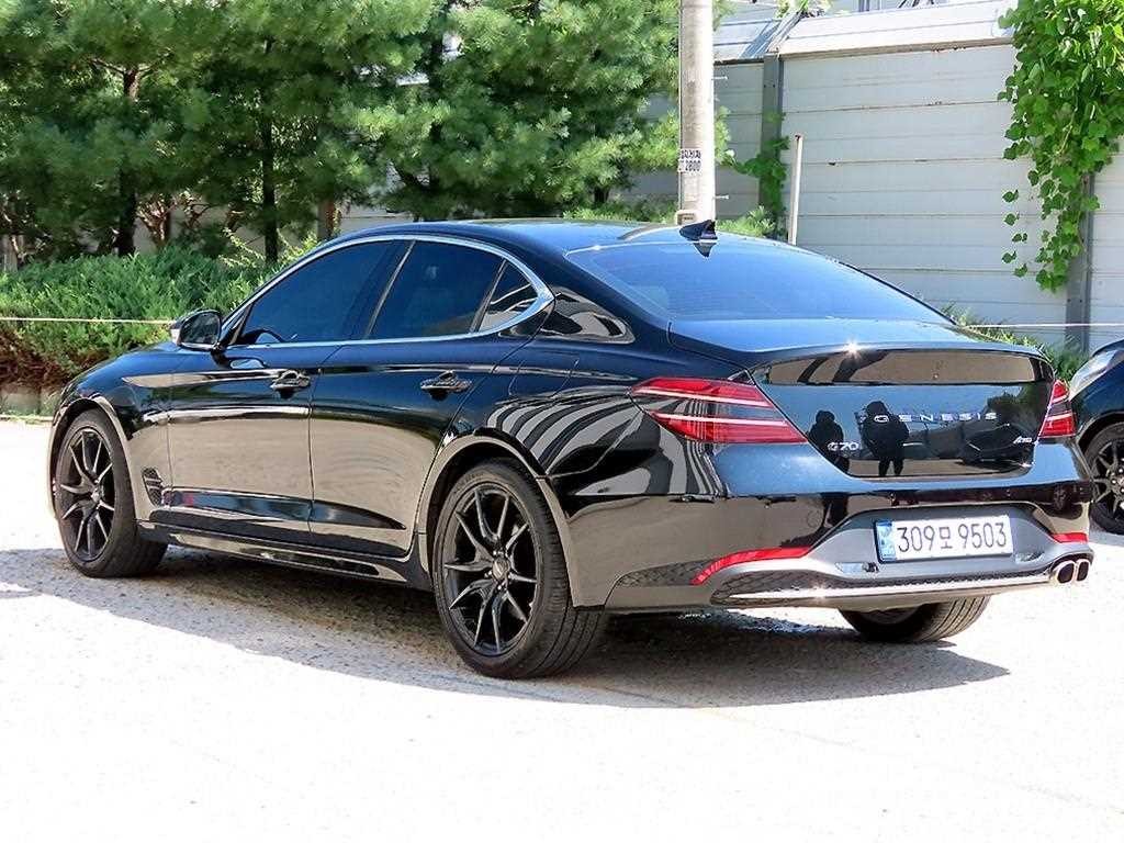 제네시스 G70 더 뉴 G70 가솔린 2.0T 4WD 이미지 3