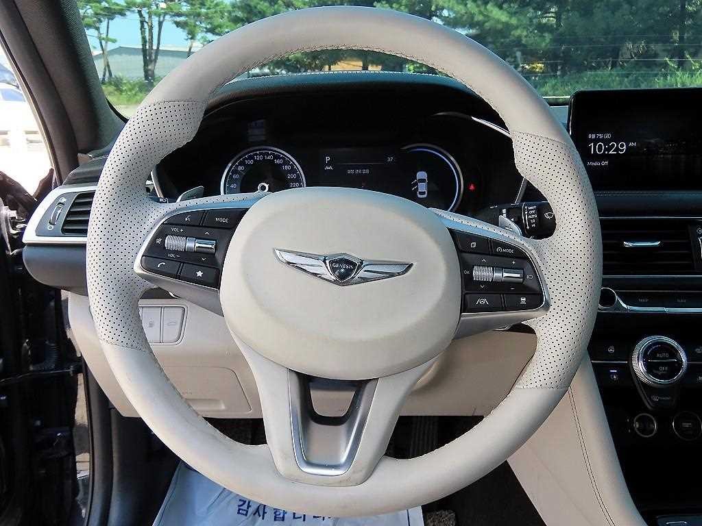 제네시스 G70 더 뉴 G70 가솔린 2.0T 4WD 이미지 8