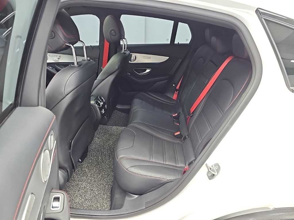 벤츠 GLC 클래스 GLC클래스 X253 AMG GLC 43 4MATIC 쿠페 이미지 12
