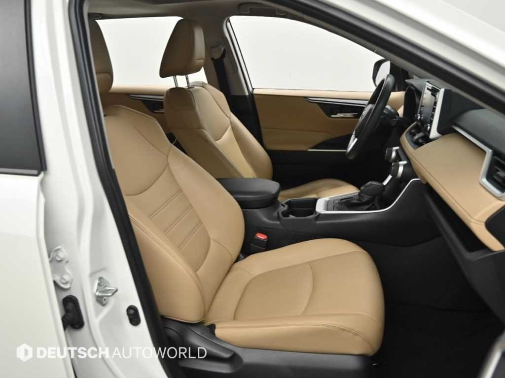 토요타 라브4 RAV4(5세대) 2.5 2WD 하이브리드 이미지 10