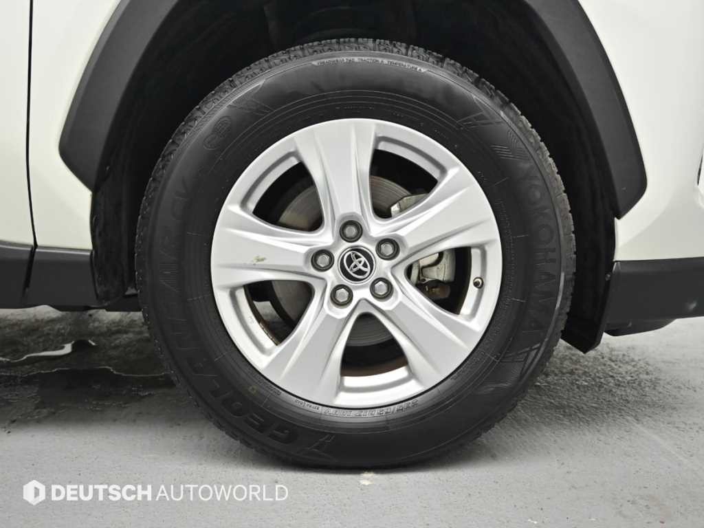 토요타 라브4 RAV4(5세대) 2.5 2WD 하이브리드 이미지 5