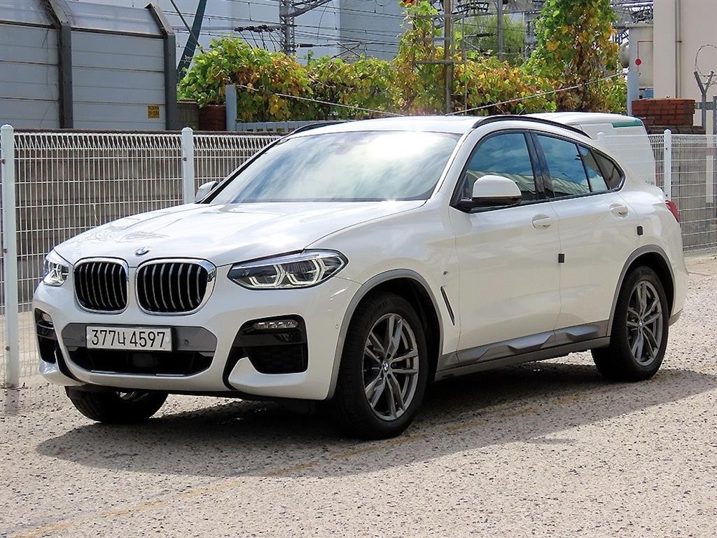 BMW X4 X4 (G02) xDrive 20i M 스포츠 X 기본형 이미지 2