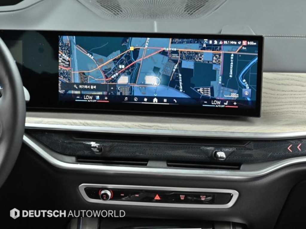 BMW X7 X7 (G07) xDrive 40d 디자인 퓨어 엑셀런스 6인승 이미지 15
