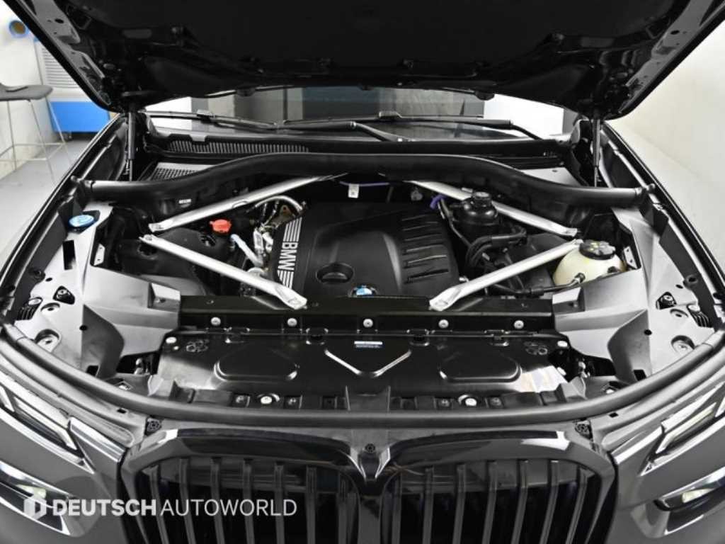 BMW X7 X7 (G07) xDrive 40d 디자인 퓨어 엑셀런스 6인승 이미지 7