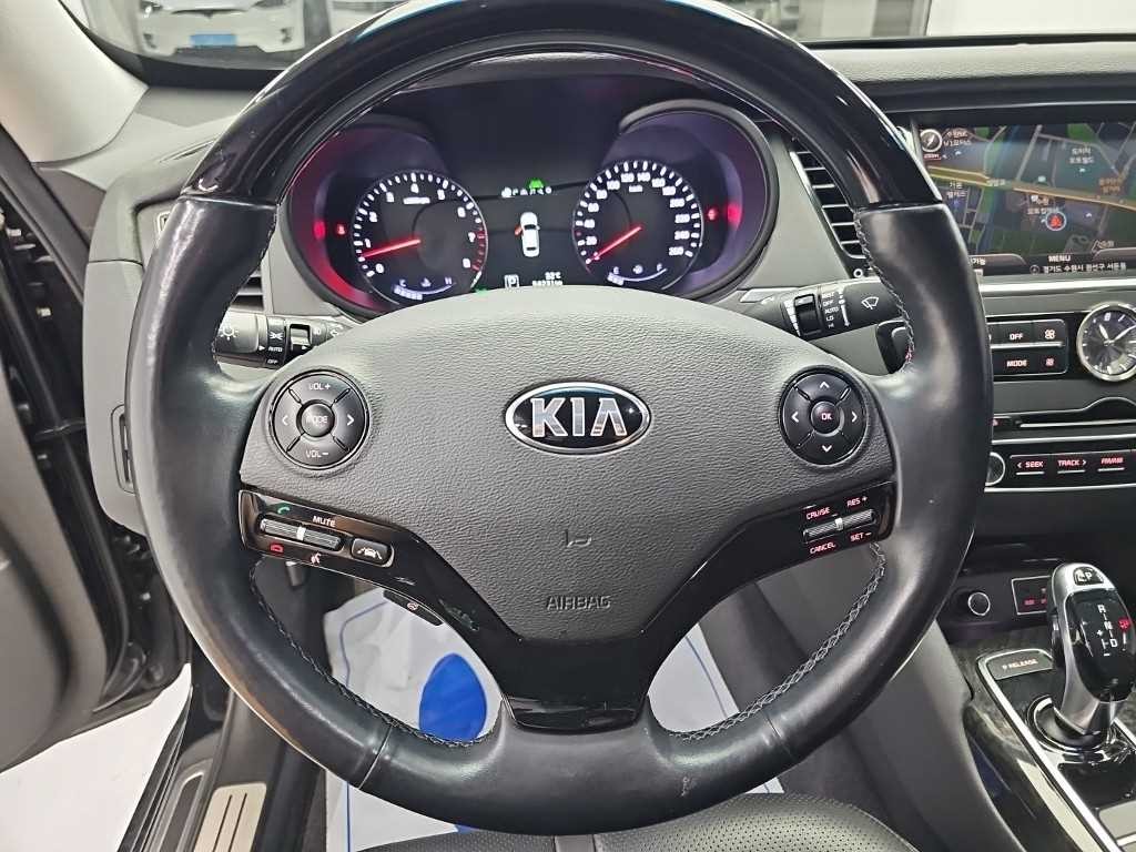 기아 K9 3.8 GDI 노블레스 기본형 이미지 9