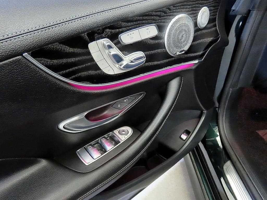벤츠 E 클래스 E-클래스 W213 E220d 쿠페 이미지 13