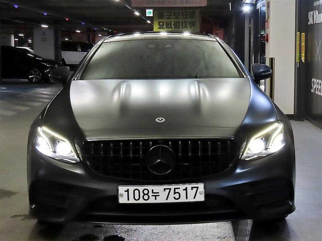 벤츠 E 클래스 E-클래스 W213 E220d 쿠페 이미지 2