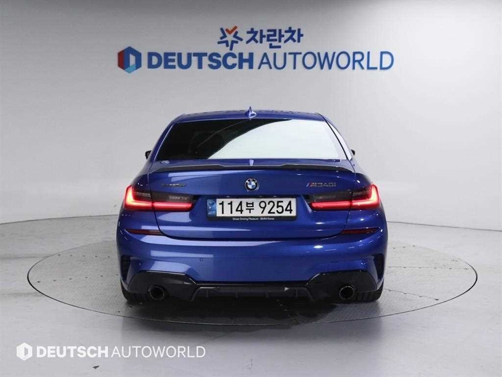 BMW 3시리즈 3시리즈 (G20) 330i M 스포츠 이미지 2