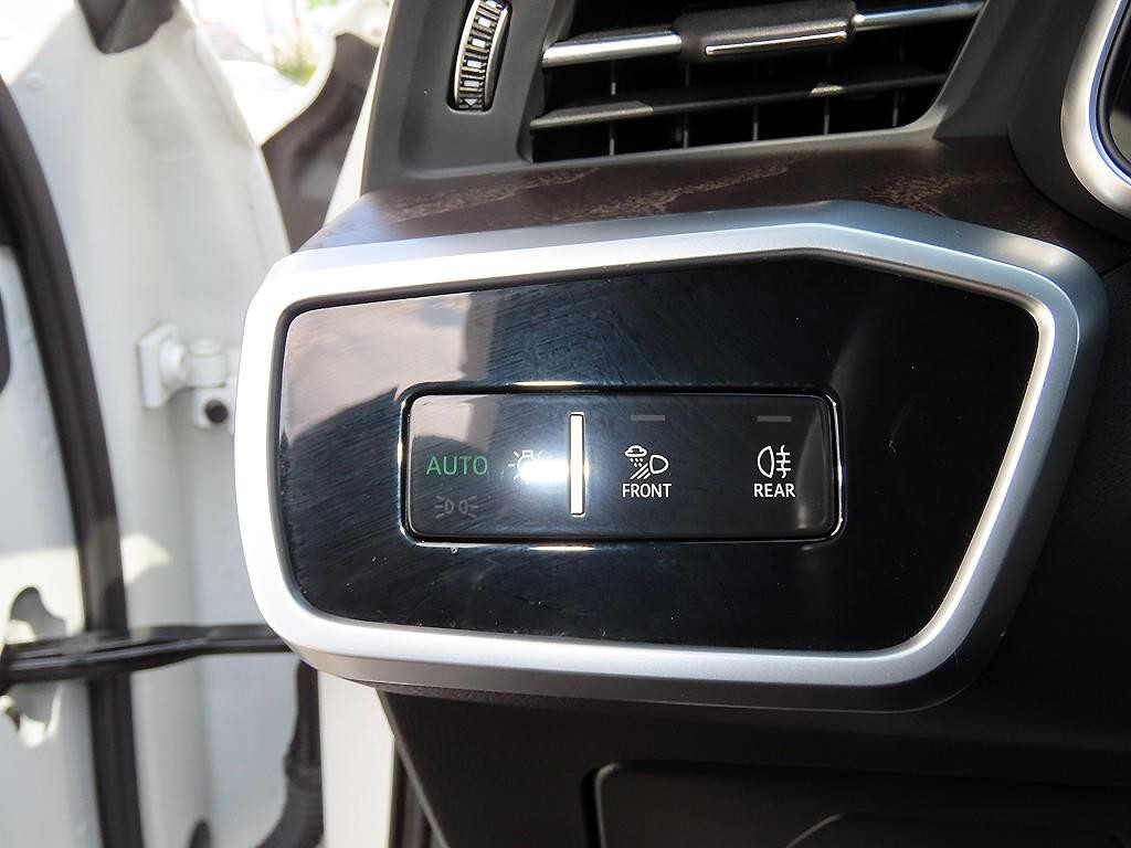 아우디 A6 A6 (C8) 45 TFSI 프리미엄 이미지 13