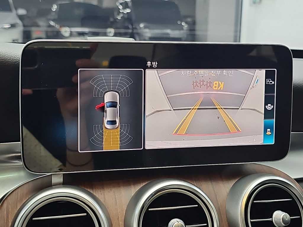 벤츠 C 클래스 C클래스 W205 C200 아방가르드 이미지 15