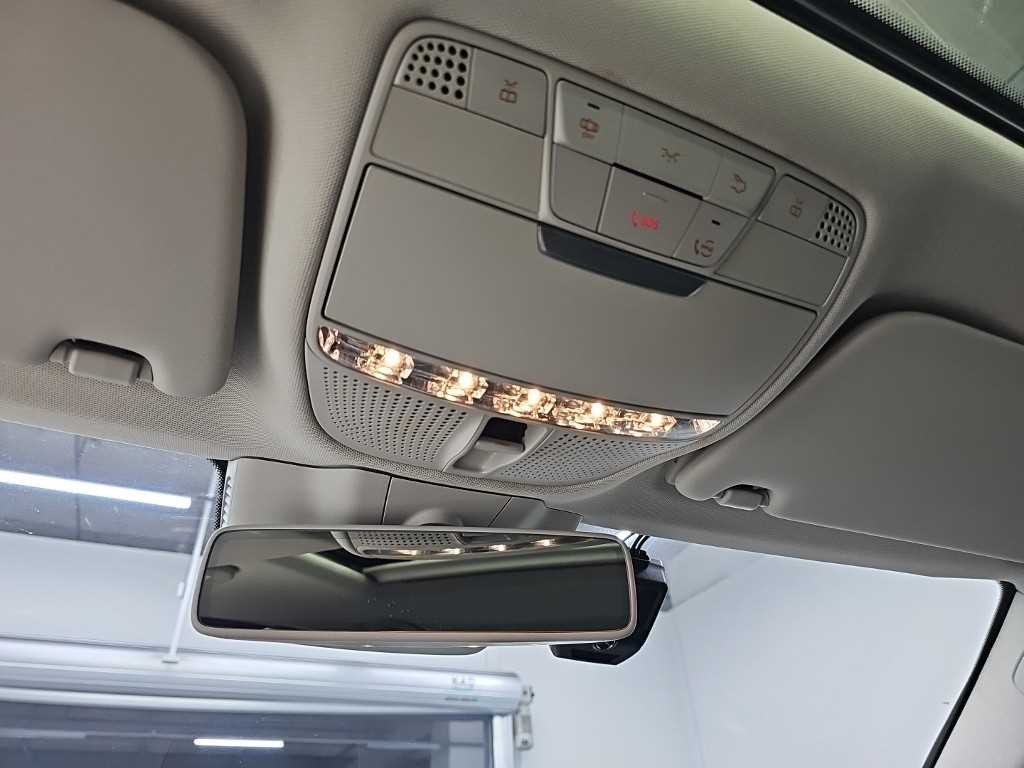 벤츠 C 클래스 C클래스 W205 C200 아방가르드 이미지 17