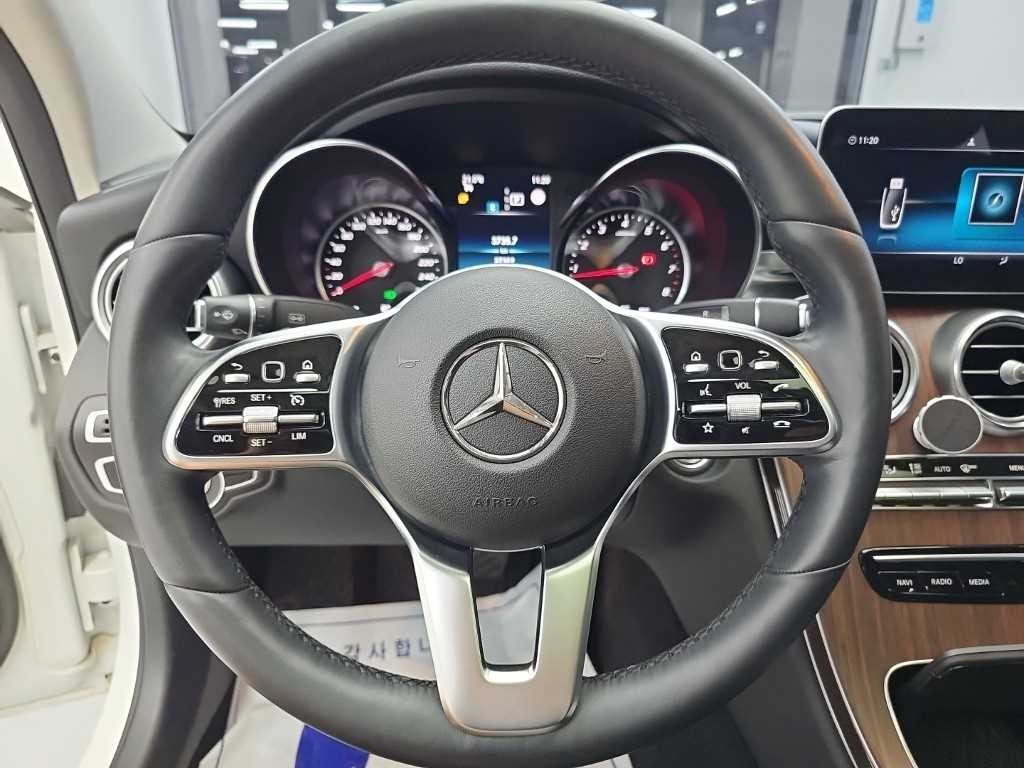 벤츠 C 클래스 C클래스 W205 C200 아방가르드 이미지 9