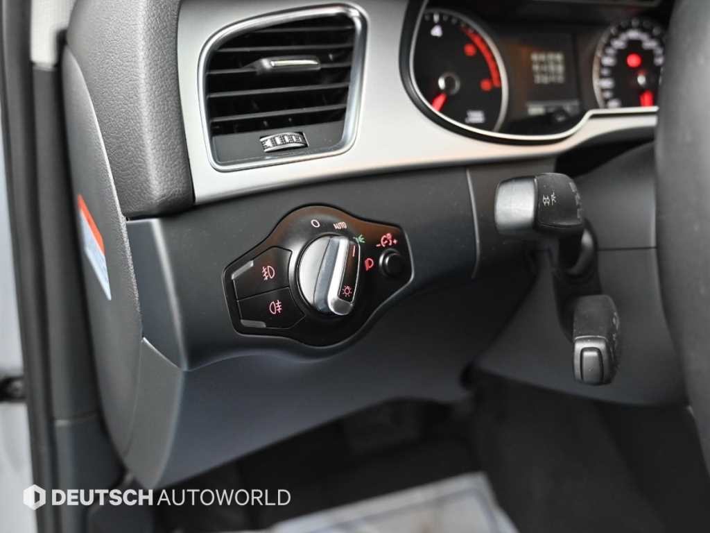 아우디 A4 뉴 A4 30 TDI 다이나믹 이미지 17