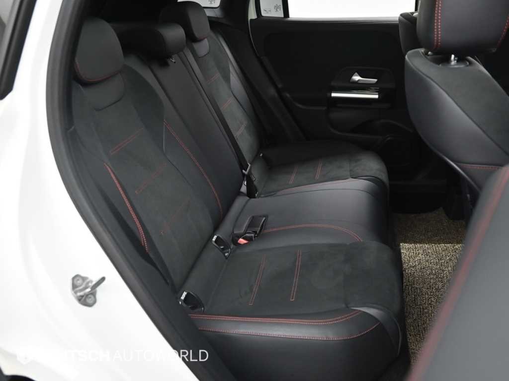 벤츠 GLA 클래스 GLA클래스 H247 GLA250 4MATIC 이미지 12