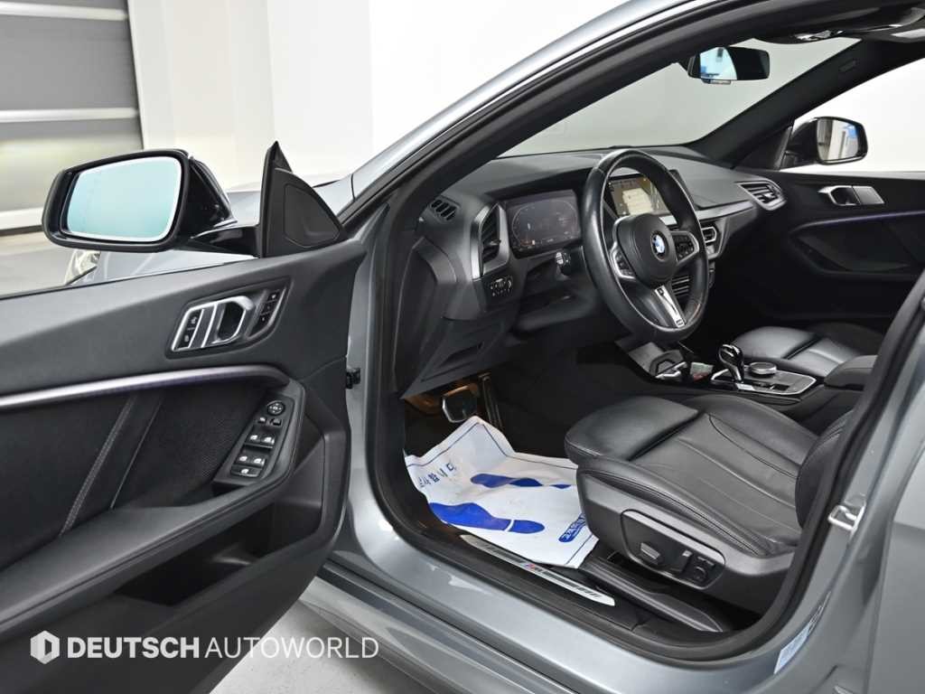 BMW 2시리즈 2시리즈 그란쿠페 (F44) 220i M 스포츠 이미지 11