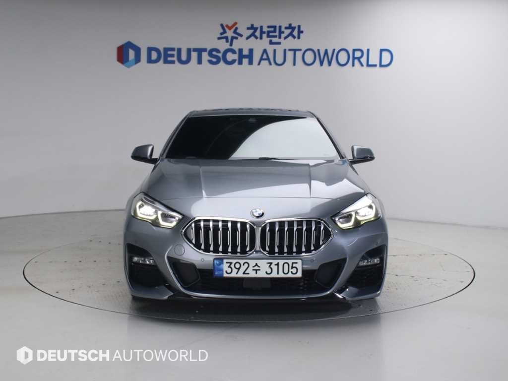 BMW 2시리즈 2시리즈 그란쿠페 (F44) 220i M 스포츠 이미지 3
