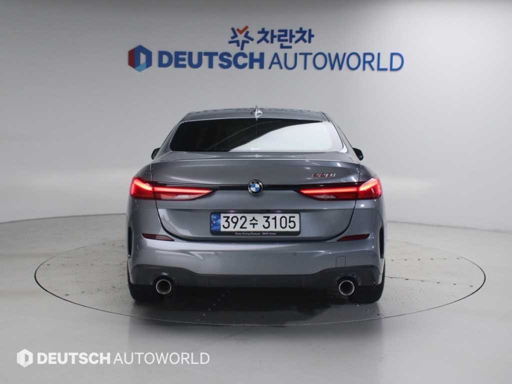 BMW 2시리즈 2시리즈 그란쿠페 (F44) 220i M 스포츠 이미지 4