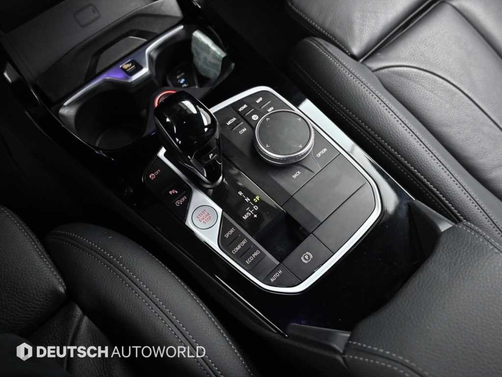 BMW 2시리즈 2시리즈 그란쿠페 (F44) 220i M 스포츠 이미지 9