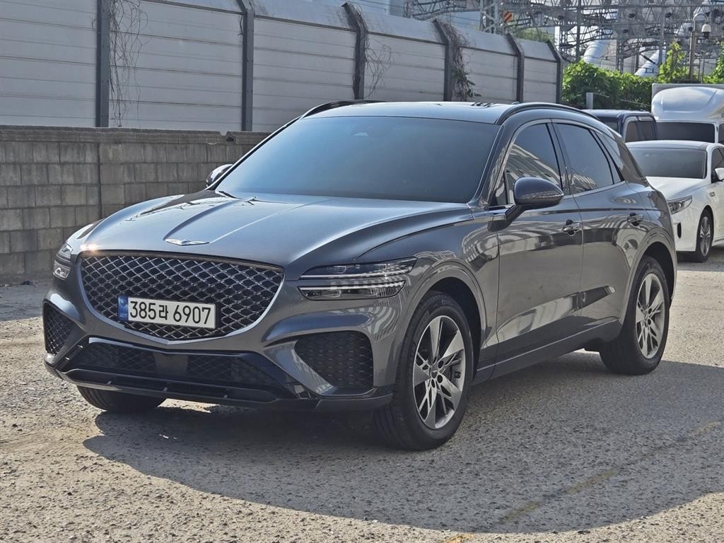 제네시스 GV70 2.5T 가솔린 2WD 스포츠 이미지 2
