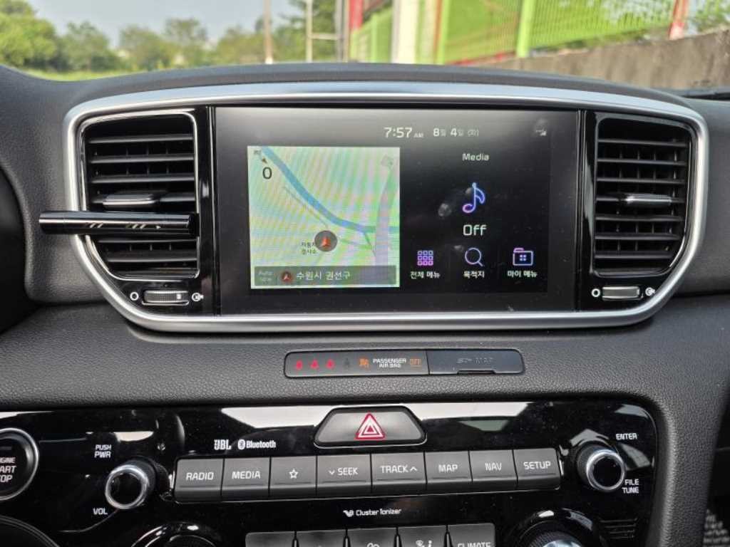 기아 스포티지 스포티지 더 볼드 2.0 디젤 2WD 시그니처 이미지 7