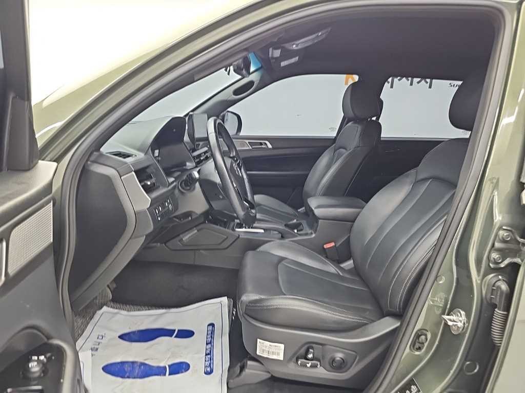 KG모빌리티(쌍용) 렉스턴 더 뉴 렉스턴 스포츠 디젤 2.2 4WD 쿨멘 프레스티지 이미지 11