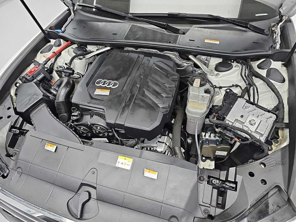 아우디 A6 A6 (C8) 45 TFSI 콰트로 프리미엄 이미지 5