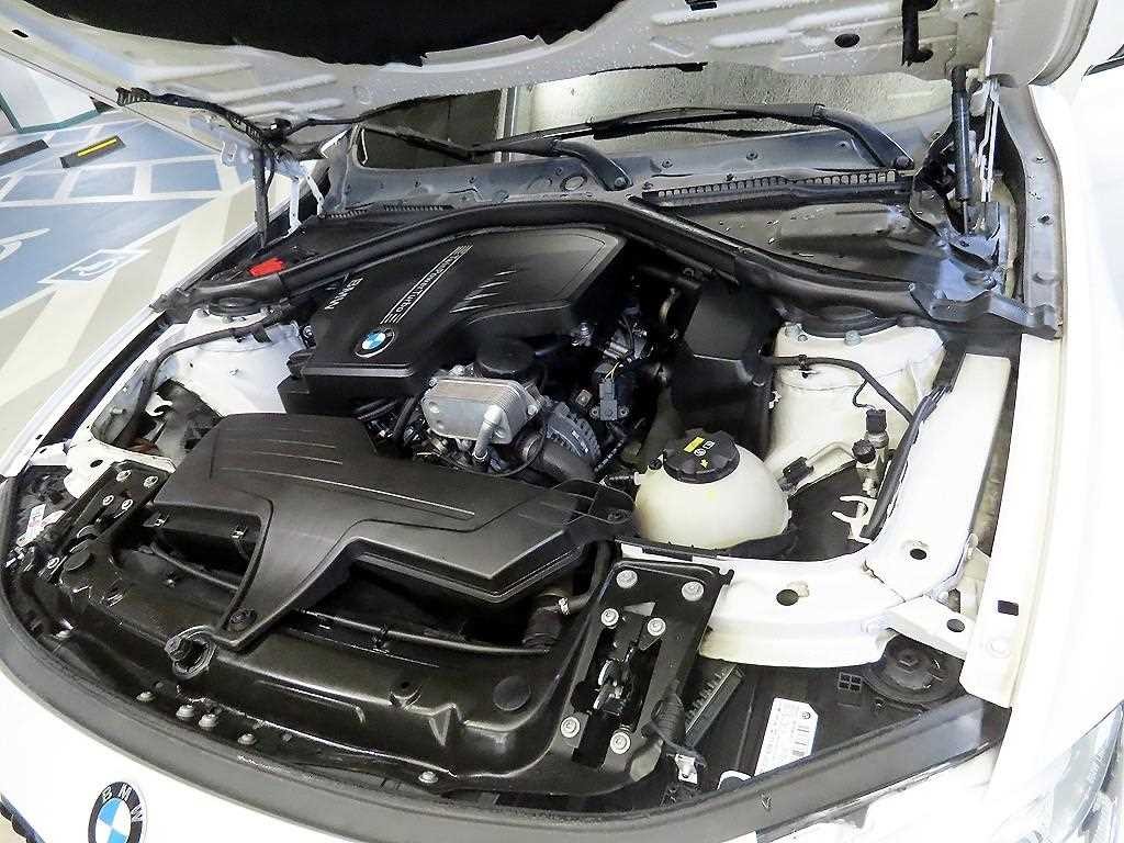 BMW 3시리즈 3시리즈 (F30) 320i M 스포츠 이미지 19