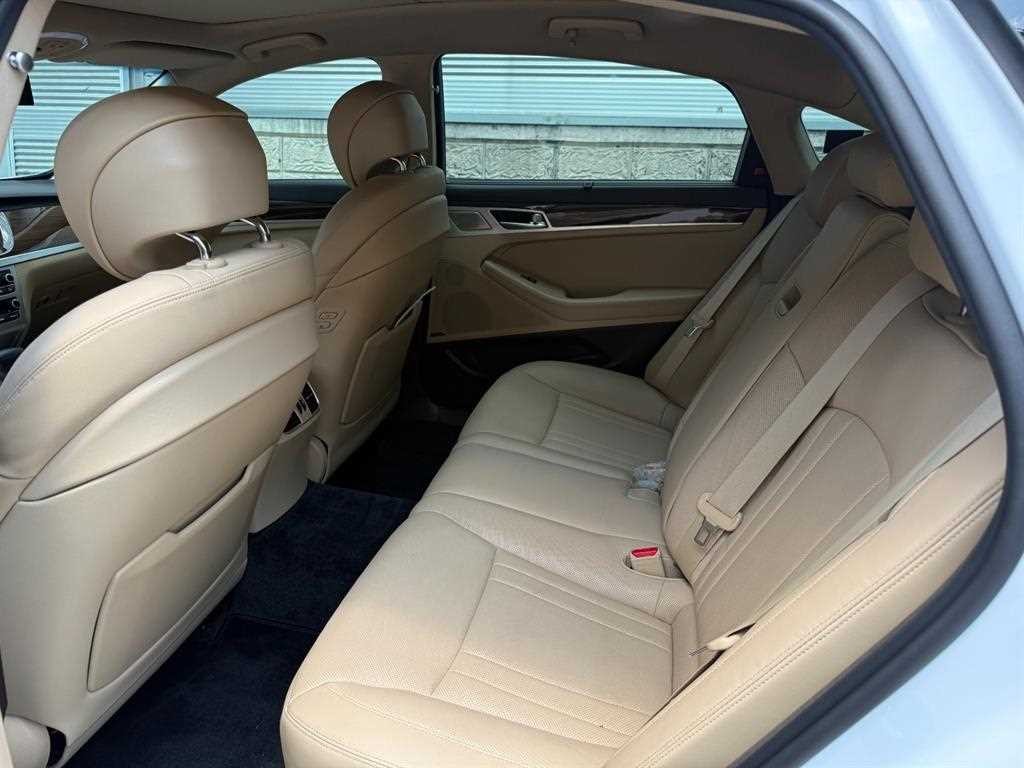 제네시스 G80 2.2D AWD 프리미엄 럭셔리 이미지 13