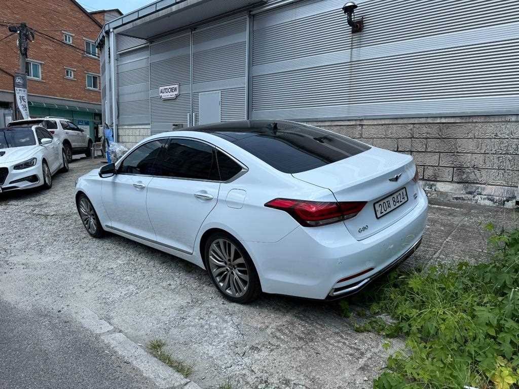 제네시스 G80 2.2D AWD 프리미엄 럭셔리 이미지 2