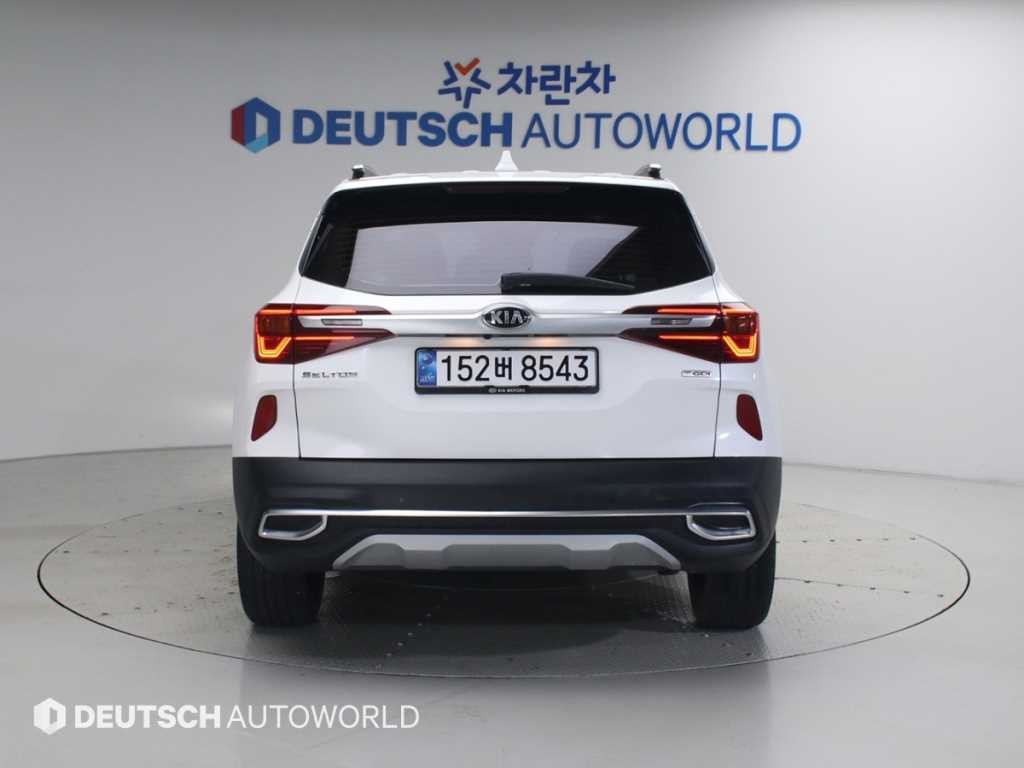 기아 셀토스 가솔린 1.6 터보 2WD 시그니처 이미지 4