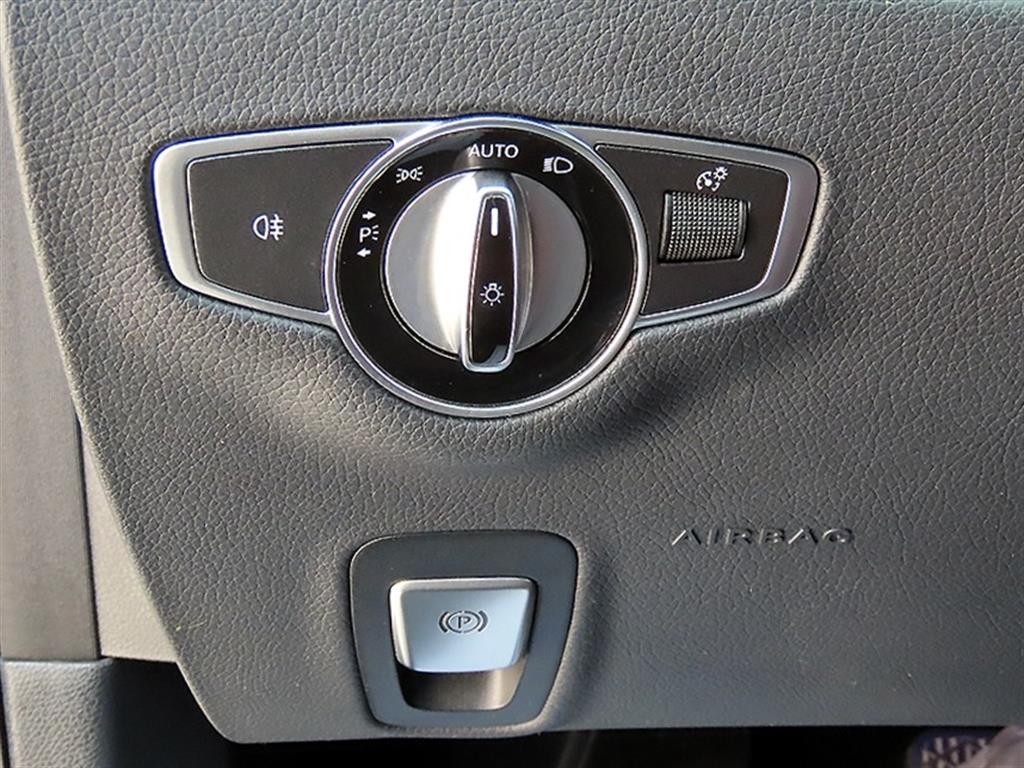 벤츠 E 클래스 E-클래스 W213 E300 4MATIC 익스클루시브 이미지 12