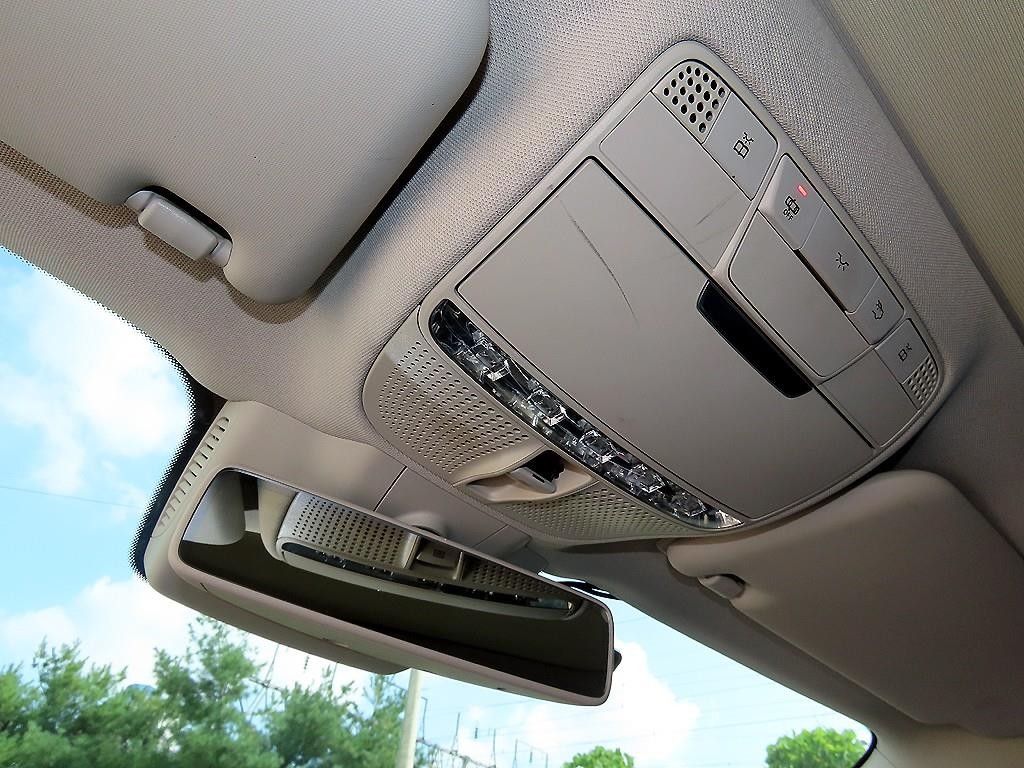 벤츠 E 클래스 E-클래스 W213 E300 4MATIC 익스클루시브 이미지 15