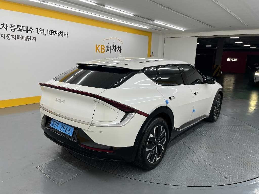 기아 EV6 롱레인지 어스 이미지 2
